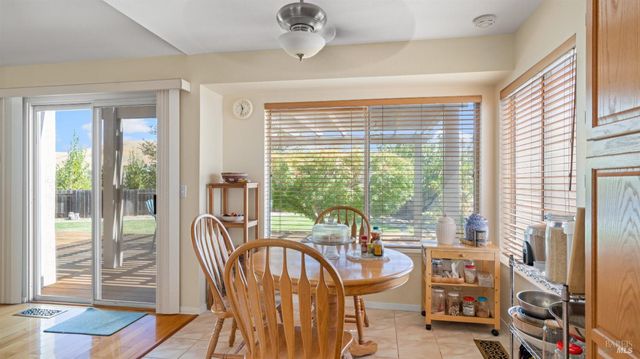 124 Cannes Ct, Fairfield, CA 94534