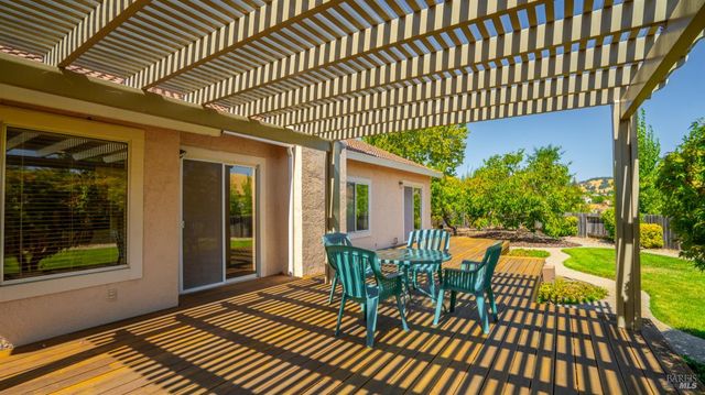 124 Cannes Ct, Fairfield, CA 94534