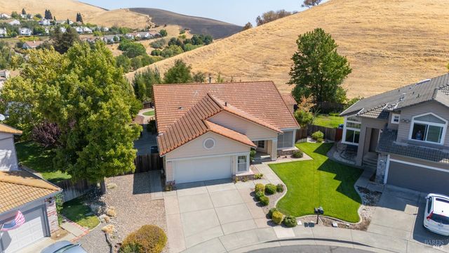 124 Cannes Ct, Fairfield, CA 94534