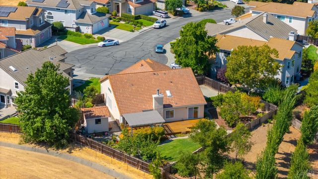 124 Cannes Ct, Fairfield, CA 94534