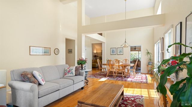 124 Cannes Ct, Fairfield, CA 94534