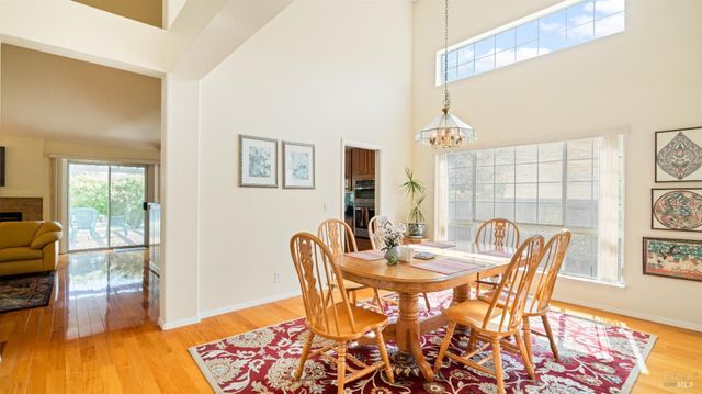 124 Cannes Ct, Fairfield, CA 94534