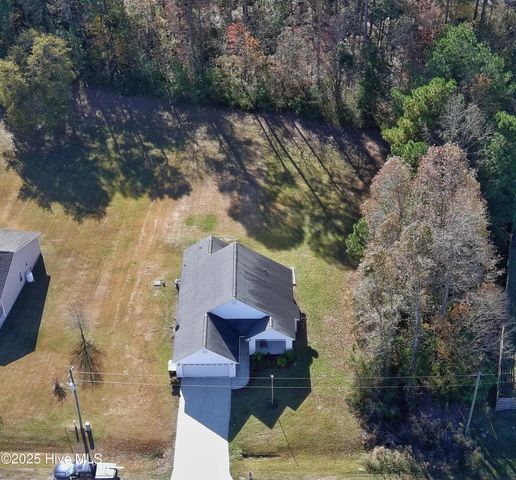 202 Scout Lane, Chinquapin, NC 28521