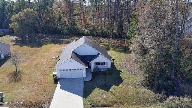 202 Scout Lane, Chinquapin, NC 28521