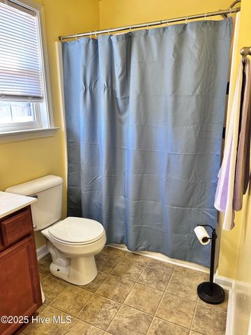 202 Scout Lane, Chinquapin, NC 28521