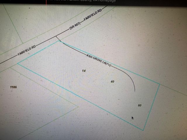 60 Ashgrove LN, Bassett, VA 24055