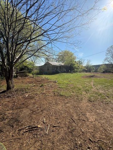 60 Ashgrove LN, Bassett, VA 24055