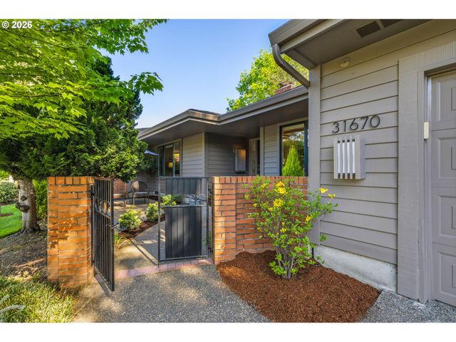 31670 Sw ARBOR GLEN Loop, Wilsonville, OR 97070