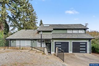 1450 Beaumont Dr NW, Salem, OR 97304