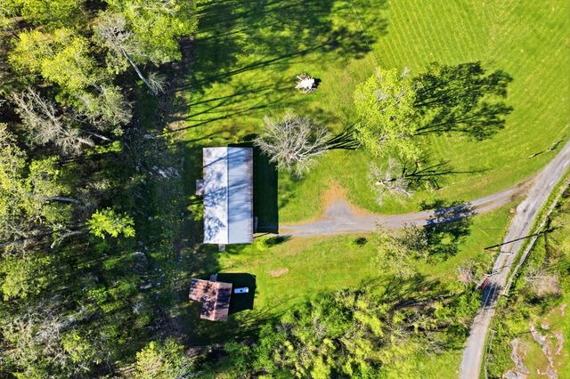 7946 NE Red Bud Road, Ranger, GA 30734