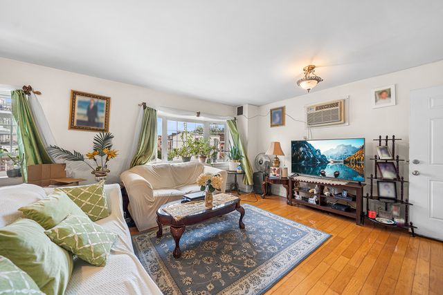 154 Pulaski Street, New York City, NY 11206