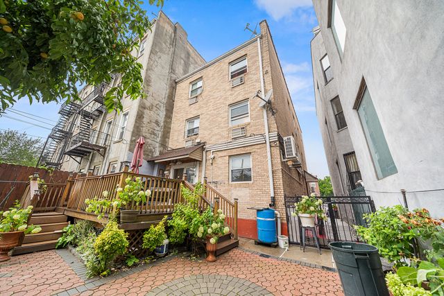 154 Pulaski Street, New York City, NY 11206
