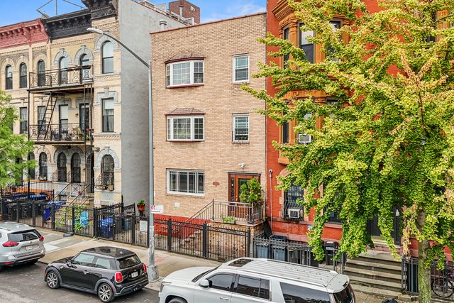154 Pulaski Street, New York City, NY 11206