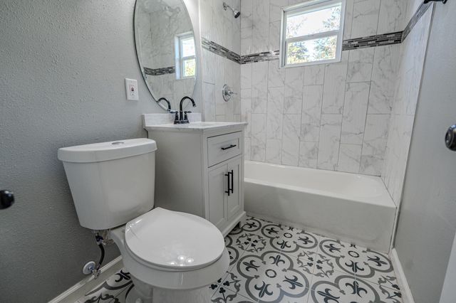 5107 Sycamore Avenue, Pasadena, TX 77503