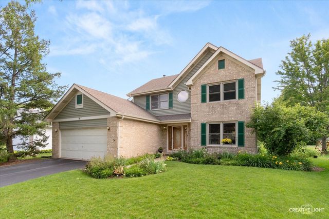 78 Forestview Lane, Aurora, IL 60502