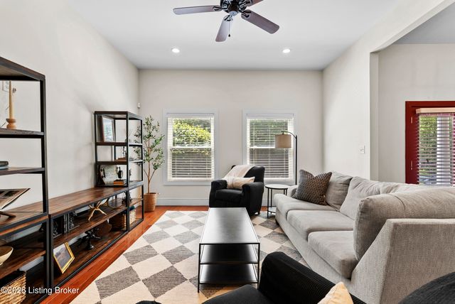 1825 Sherwood Ave, Louisville, KY 40205
