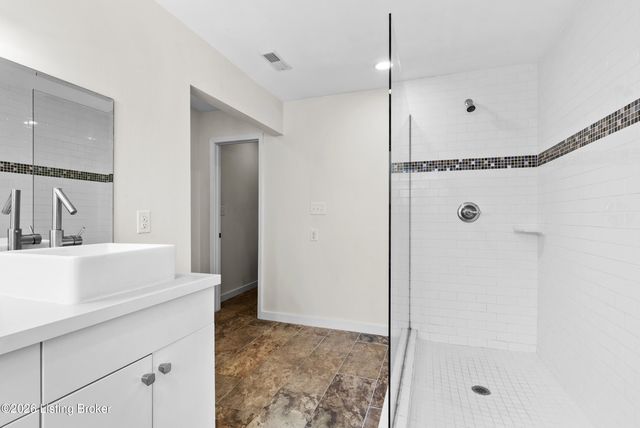 1825 Sherwood Ave, Louisville, KY 40205