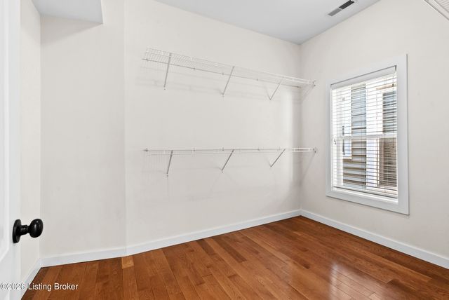 1825 Sherwood Ave, Louisville, KY 40205