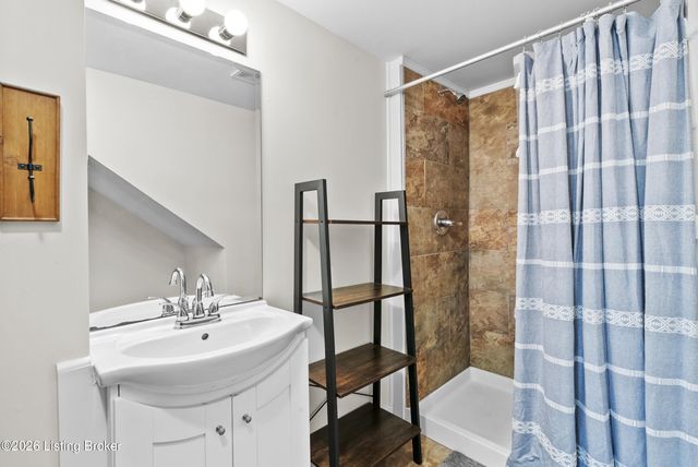 1825 Sherwood Ave, Louisville, KY 40205