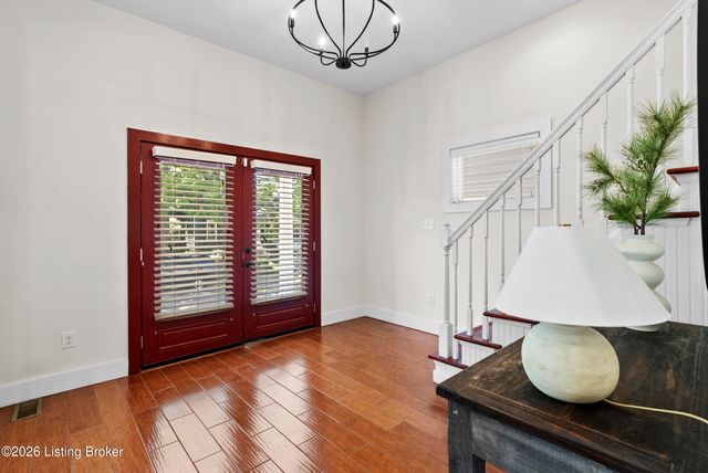 1825 Sherwood Ave, Louisville, KY 40205