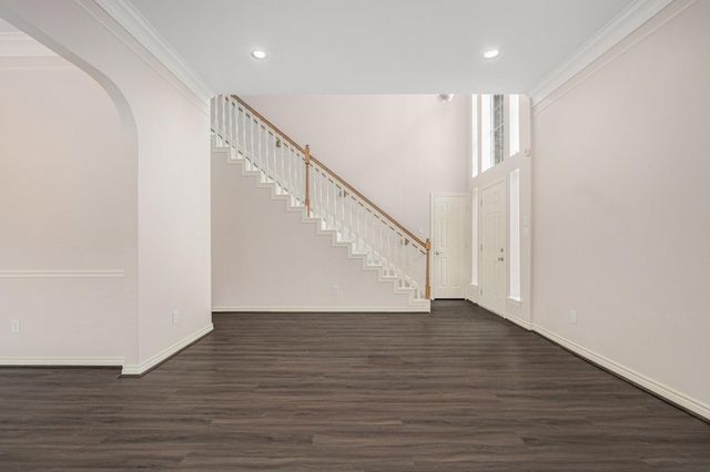 5001 Jackson Street, Houston, TX 77004