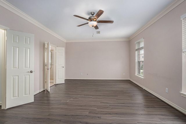 5001 Jackson Street, Houston, TX 77004