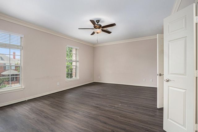 5001 Jackson Street, Houston, TX 77004