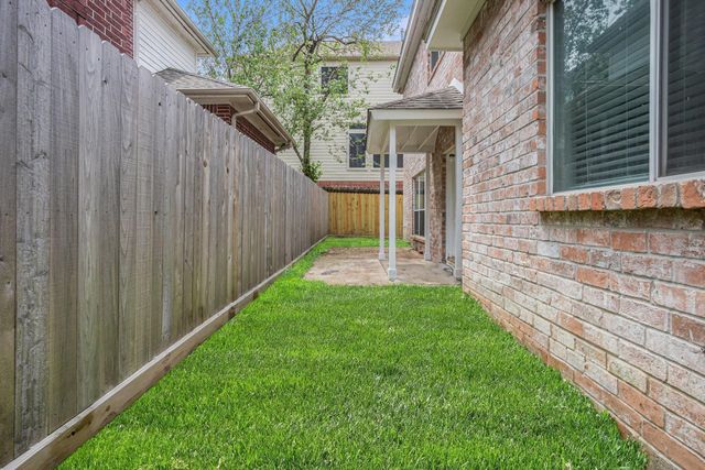 5001 Jackson Street, Houston, TX 77004