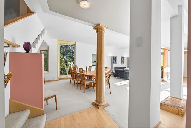 555 Montcalm Place, Saint Paul, MN 55116