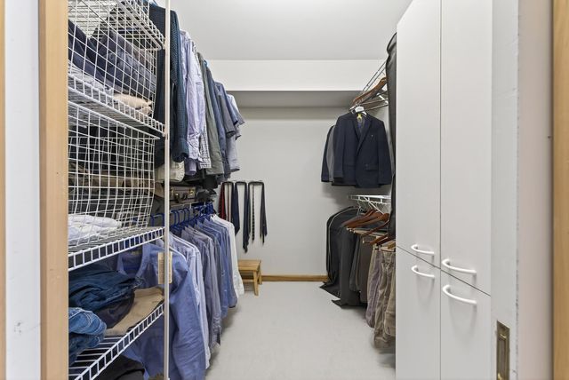 555 Montcalm Place, Saint Paul, MN 55116