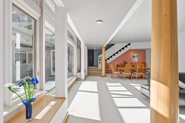 555 Montcalm Place, Saint Paul, MN 55116