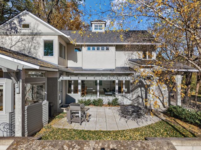 555 Montcalm Place, Saint Paul, MN 55116