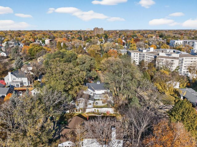 555 Montcalm Place, Saint Paul, MN 55116