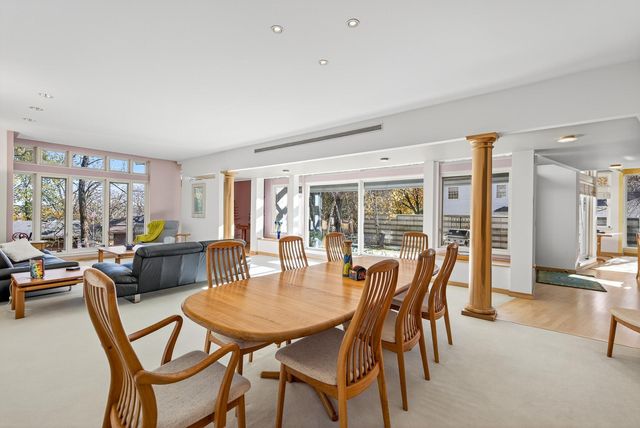 555 Montcalm Place, Saint Paul, MN 55116