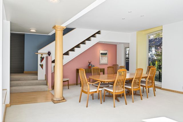 555 Montcalm Place, Saint Paul, MN 55116