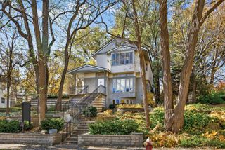 555 Montcalm Place, Saint Paul, MN 55116