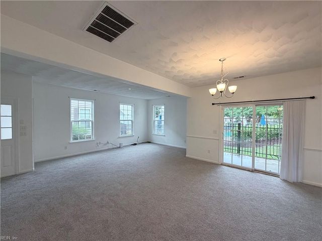4158 Pritchard ST, Suffolk, VA 23435