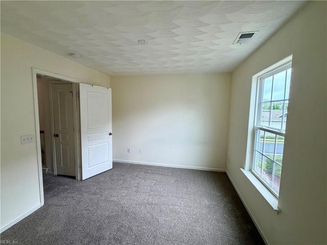 4158 Pritchard ST, Suffolk, VA 23435