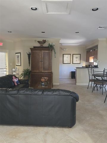 733 Riverside Dr 1210, Coral Springs, FL 33071