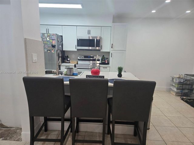 733 Riverside Dr 1210, Coral Springs, FL 33071