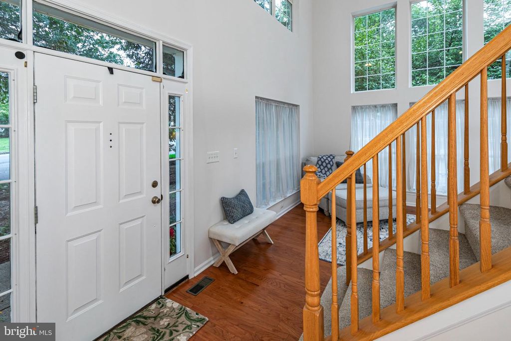 1 HOWE CT, PENNINGTON, NJ 08534 — photo 2