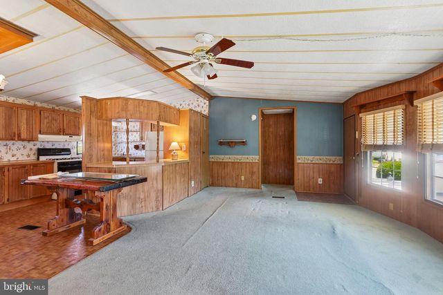 12 BREAKWATER PL, Cape May, NJ 08204