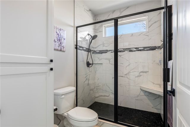 3 Greenlaw Lane, Bella Vista, AR 72715