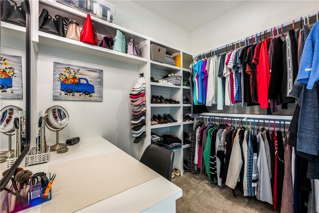 3 Greenlaw Lane, Bella Vista, AR 72715