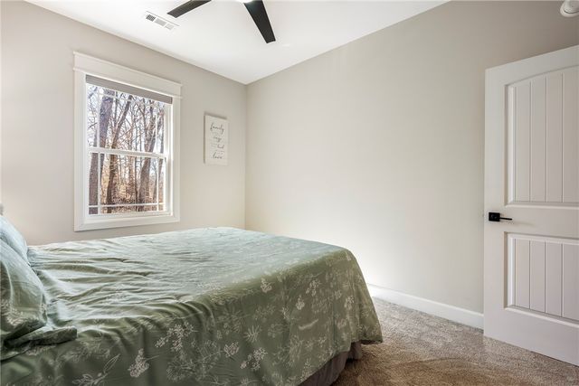 3 Greenlaw Lane, Bella Vista, AR 72715