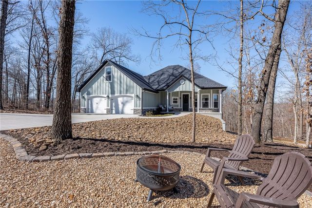 3 Greenlaw Lane, Bella Vista, AR 72715