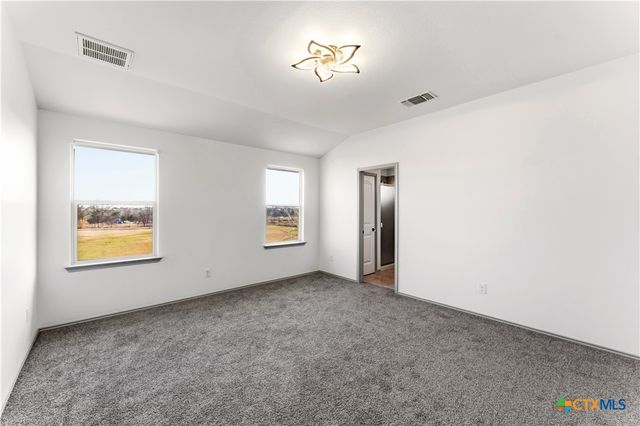 100 Serpentine Lane, Jarrell, TX 76537