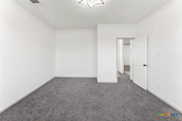 100 Serpentine Lane, Jarrell, TX 76537