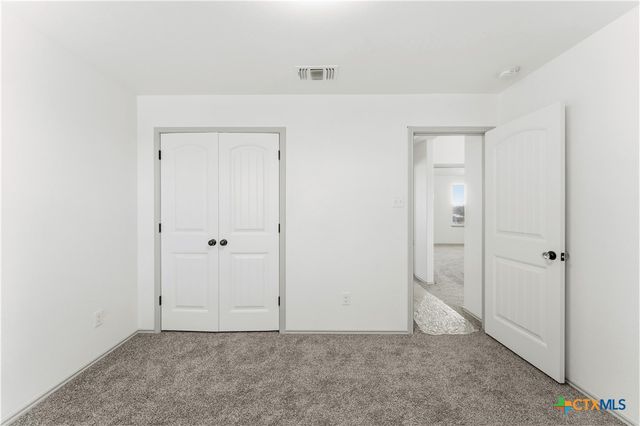 100 Serpentine Lane, Jarrell, TX 76537