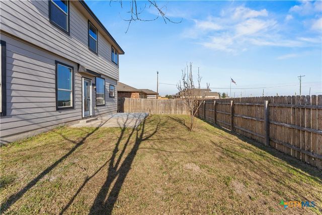 100 Serpentine Lane, Jarrell, TX 76537